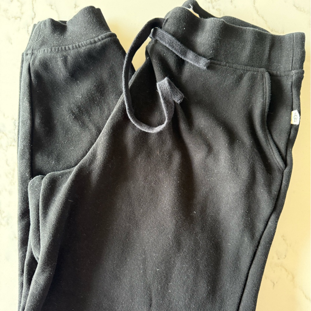 NOT FOR SALE!!!- Ugg- Black Joggers- Women's size XL- EXCELLENT USED CONDITION